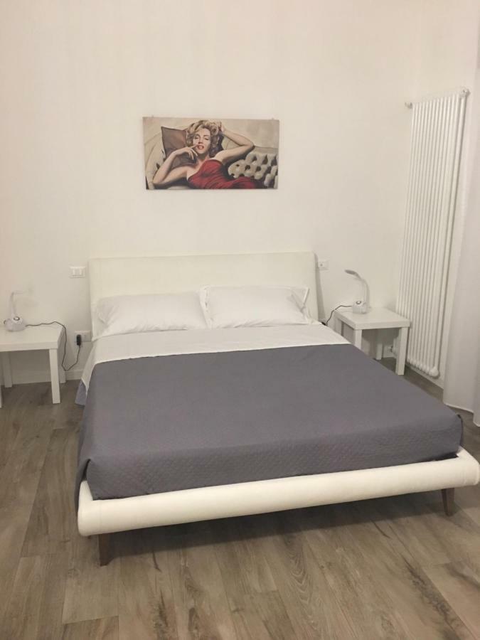 Relax & Emozioni Rooms Valeggio sul Mincio Exterior foto